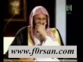 الشيخ عائض القرني لايملك نفسه من الضحك في ل&#